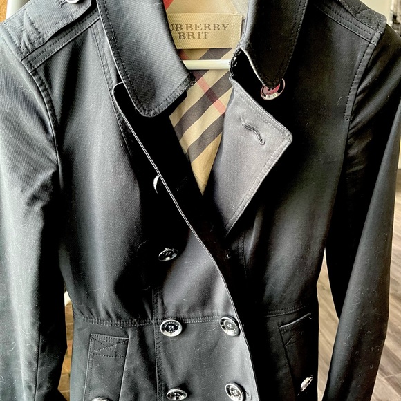Burberry Coat - Picture 2 of 4